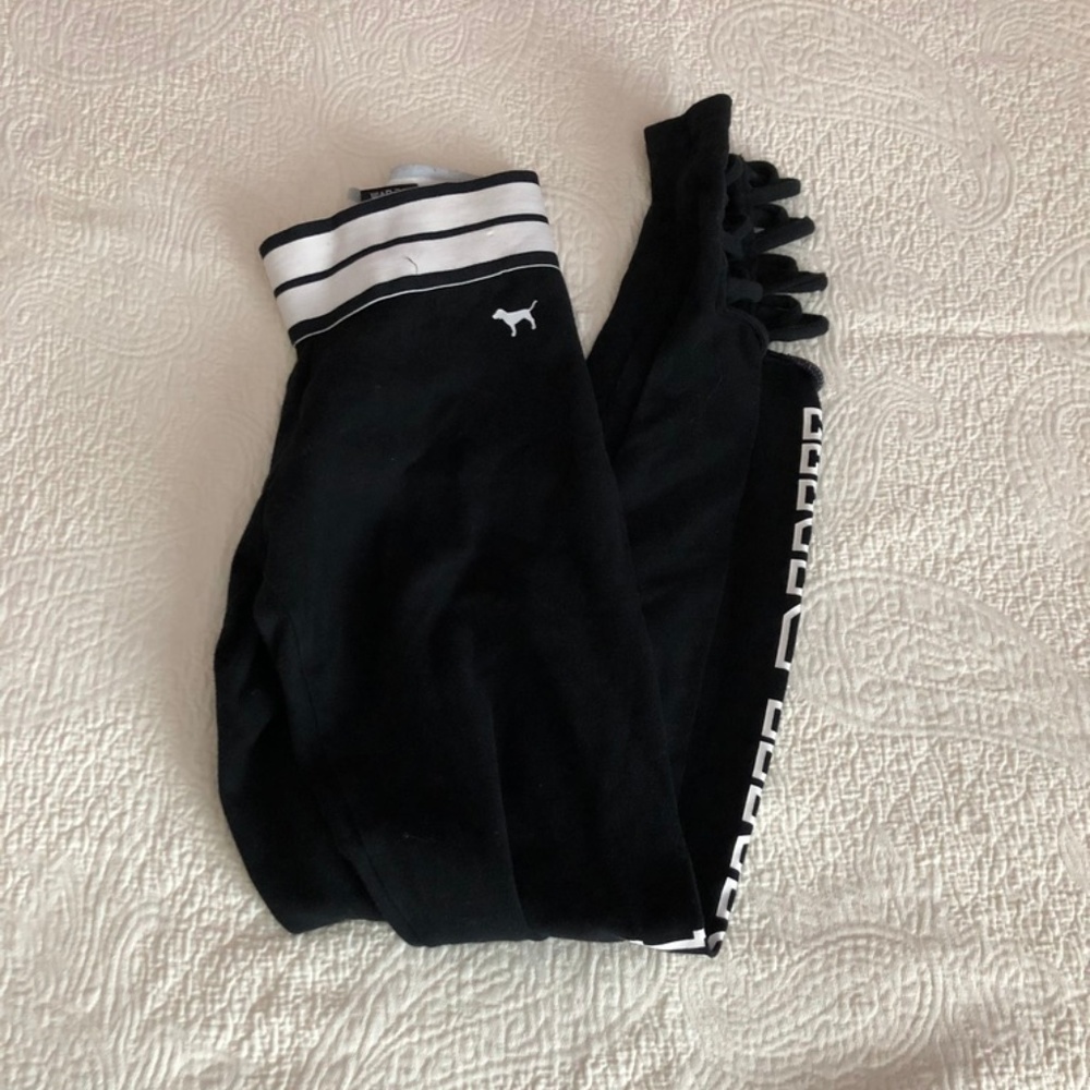 black and white leggings